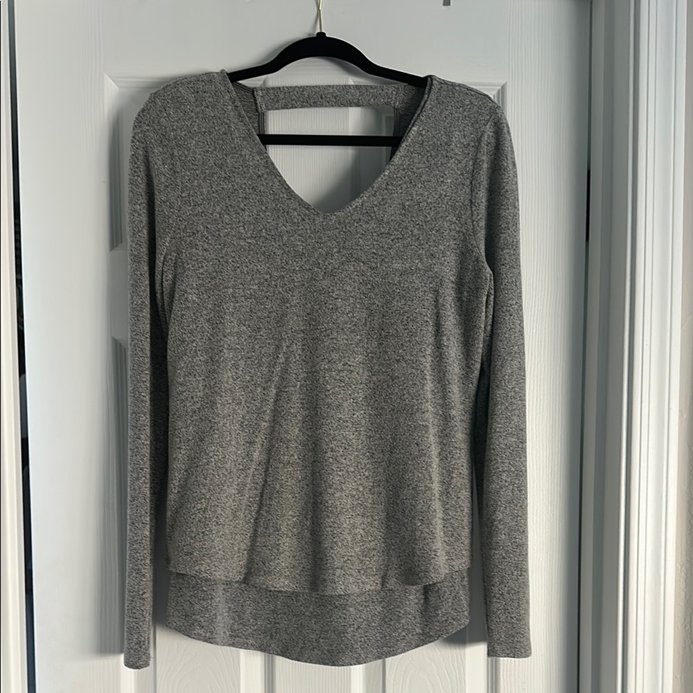 White House Black Market Gray Long Sleeve Layering sweater set